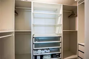 650 NE 32nd St, Miami, FL 33137 - Photo 37