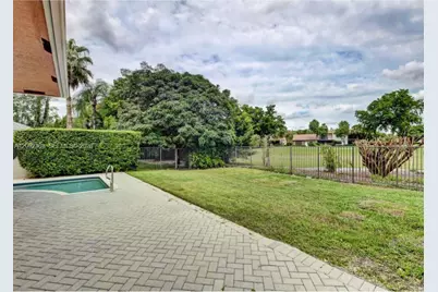 8291 Hampton Wood Dr #8291, Boca Raton, FL 33433 - Photo 13