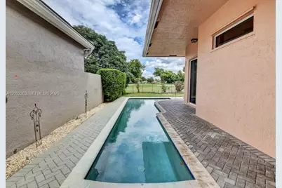8291 Hampton Wood Dr #8291, Boca Raton, FL 33433 - Photo 7