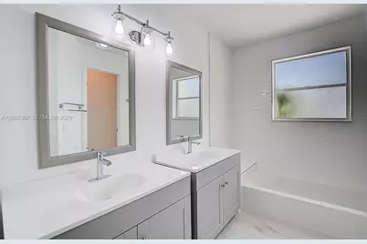 10701 SW 10th Ct, Davie, FL 33324 - Photo 19