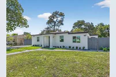 1010 NE 138th St #1, North Miami, FL 33161 - Photo 3