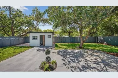 1010 NE 138th St #1, North Miami, FL 33161 - Photo 15