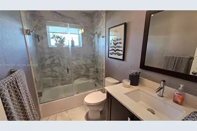 800 Polk St #0, Hollywood, FL 33019 - Photo 9
