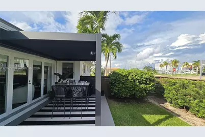 800 Polk St #0, Hollywood, FL 33019 - Photo 11