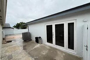 12323 SW 198th St, Miami, FL 33177 - Photo 5