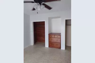 225 E 29th Ct, Riviera Beach, FL 33404 - Photo 9