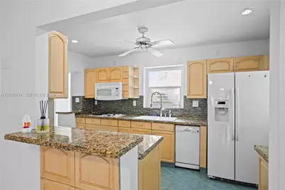 2530 Fillmore St, Hollywood, FL 33020 - Photo 13