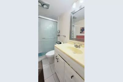 400 S Hollybrook Dr #305, Pembroke Pines, FL 33025 - Photo 21