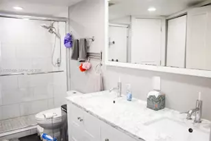 3500 Mystic Pointe Dr, Aventura, FL 33180 - Photo 23