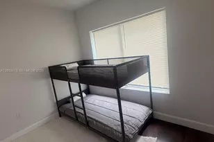 337 SW 10th Ave, Miami, FL 33130 - Photo 15