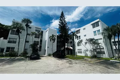 9410 Live Oak Pl #207, Davie, FL 33324 - Photo 1