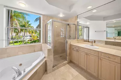 887 W Spinnaker Dr W, Hollywood, FL 33019 - Photo 33
