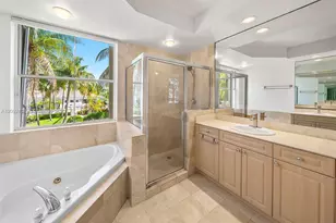 887 W Spinnaker Dr W, Hollywood, FL 33019 - Photo 33