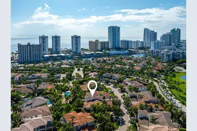 887 W Spinnaker Dr W, Hollywood, FL 33019 - Photo 7