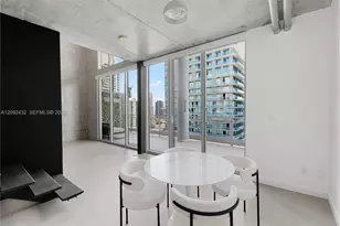 690 SW 1st Ct, Miami, FL 33130 - Photo 3