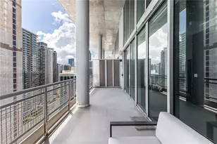 690 SW 1st Ct, Miami, FL 33130 - Photo 11