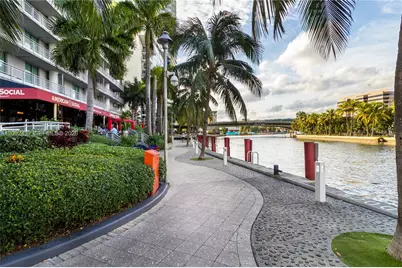 690 SW 1st Ct #PHII12, Miami, FL 33130 - Photo 43