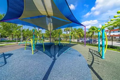 507 Palm Dr, Hallandale Beach, FL 33009 - Photo 57