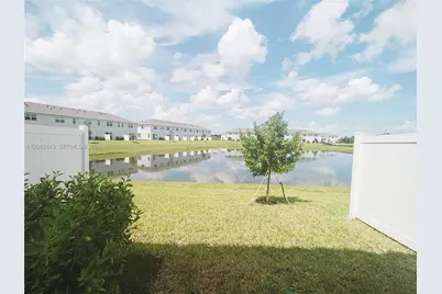 390 SE Crossoak Lane, Port Saint Lucie, FL 34984 - Photo 3