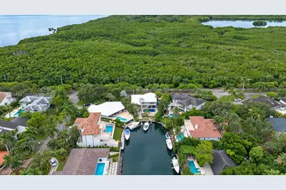 705 Bella Vista Ave, Coral Gables, FL 33156 - Photo 37