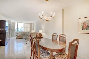 7441 Wayne Ave, Miami Beach, FL 33141 - Photo 5