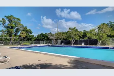 7441 Wayne Ave #6L, Miami Beach, FL 33141 - Photo 13