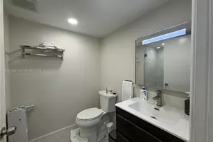 9405 Fontainebleau Blvd, Miami, FL 33172 - Photo 13