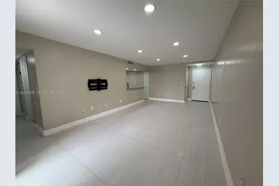 9405 Fontainebleau Blvd #113-22, Miami, FL 33172 - Photo 1
