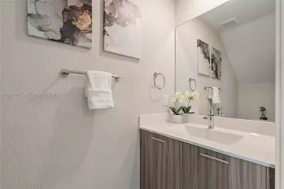 4809 NW 83rd Pkwy, Doral, FL 33166 - Photo 17