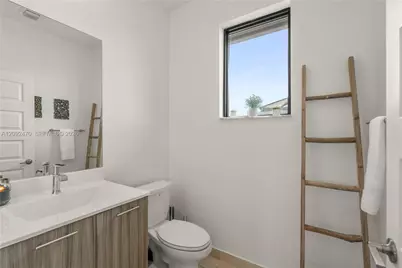 4809 NW 83rd Pkwy, Doral, FL 33166 - Photo 37