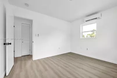 2423 Jeffcott Street #2423, Fort Myers, FL 33901 - Photo 17
