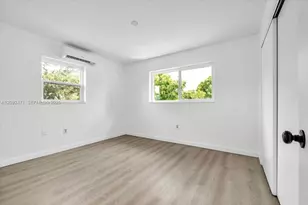 2423 Jeffcott St, Fort Myers, FL 33901 - Photo 15