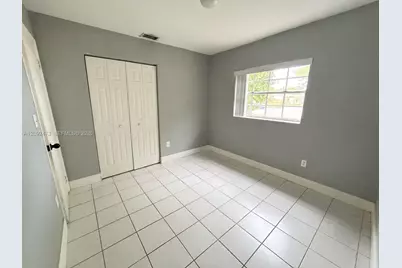 5311 SW 132nd Ave, Miami, FL 33175 - Photo 7
