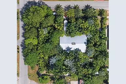 182 NW 16th St, Homestead, FL 33030 - Photo 3
