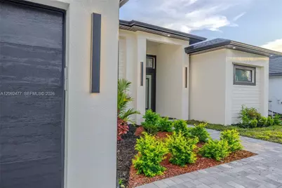 920 SE 5th Terr, Cape Coral, FL 33990 - Photo 3