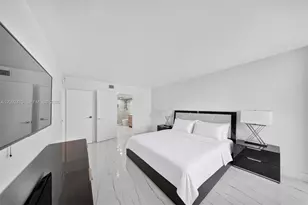 100 Bayview Dr, Sunny Isles Beach, FL 33160 - Photo 11