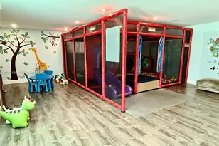 [Address not provided], Miami, FL 33131 - Photo 31