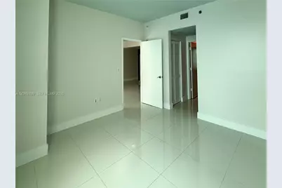 [Address not provided], Miami, FL 33131 - Photo 11