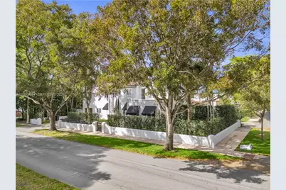 1222 Cortez St, Coral Gables, FL 33134 - Photo 3
