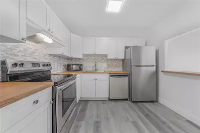 1300 NE Miami Gardens Dr #512E, Miami, FL 33179 - Photo 9