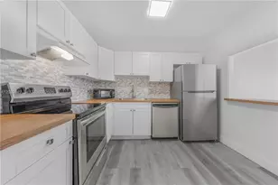 1300 NE Miami Gardens Dr, Miami, FL 33179 - Photo 9