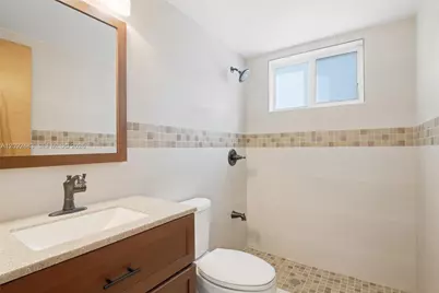 12641 NW 102nd Pl, Hialeah Gardens, FL 33018 - Photo 21