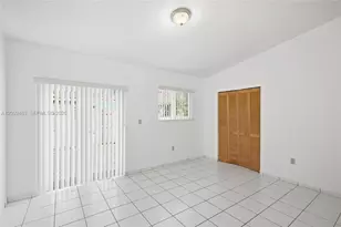 12641 NW 102nd Pl, Hialeah Gardens, FL 33018 - Photo 9