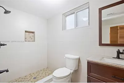 12641 NW 102nd Pl, Hialeah Gardens, FL 33018 - Photo 17