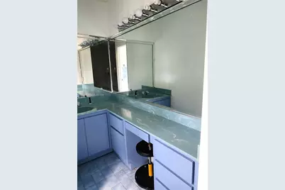 2232 SW 13th St, Miami, FL 33145 - Photo 13