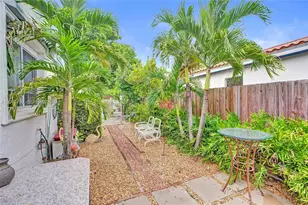 860 NE 127th St, North Miami, FL 33161 - Photo 53