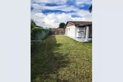 10980 SW 143rd Ter, Miami, FL 33176 - Photo 5