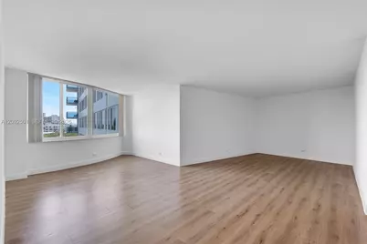 7441 Wayne Ave #4G, Miami Beach, FL 33141 - Photo 5