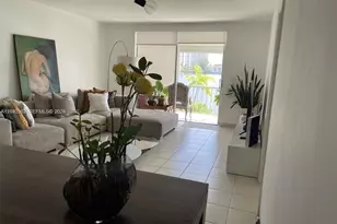 2861 NE Leonard Dr, Aventura, FL 33160 - Photo 3