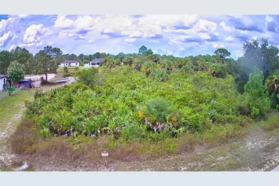 650 Valley Ave S, Lehigh Acres, FL 33974 - Photo 9